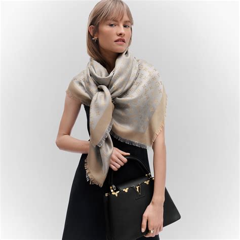 louis vuitton shine shawl beige|Monogram Shine Shawl S00 .